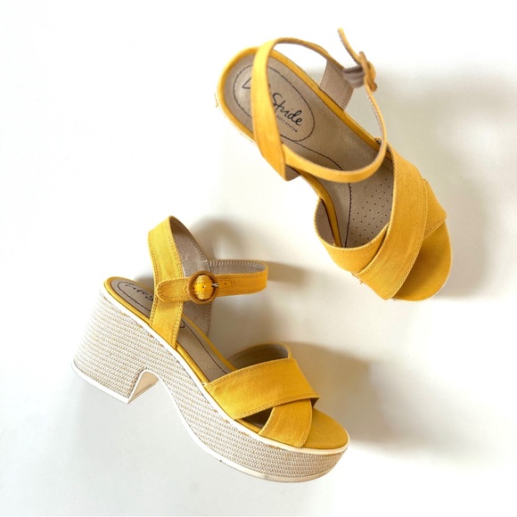 Life Stride Shoes - LifeStride Yellow Woven Open Toe Peachy Platform Sandals